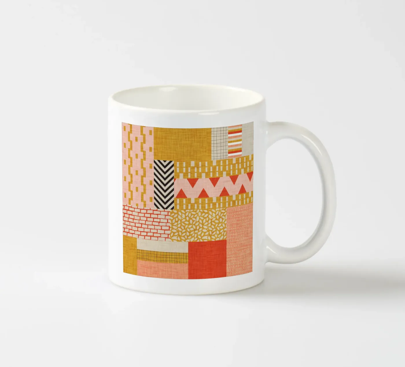 Faux-Textured Patchwork Keramik Tasse von susanacosta