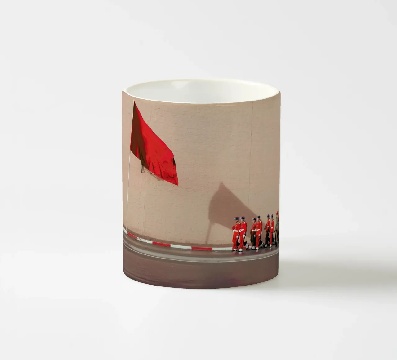 Marrakesh Paradise 17 tazza in ceramica da Paul Aidan Perry