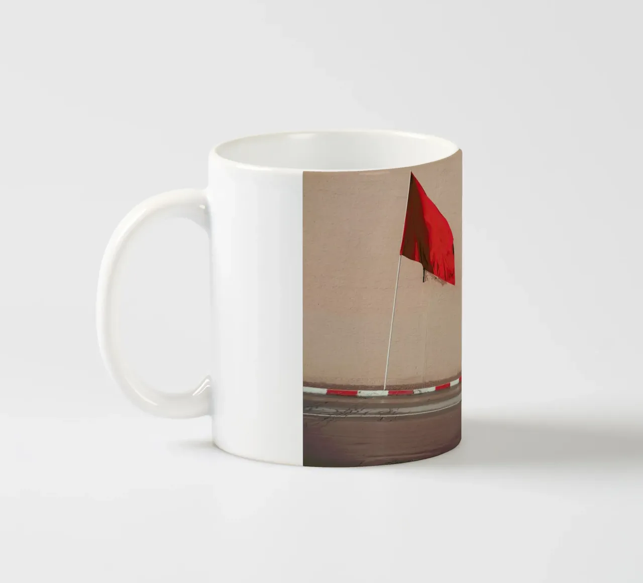 Marrakesh Paradise 17 tazza in ceramica da Paul Aidan Perry