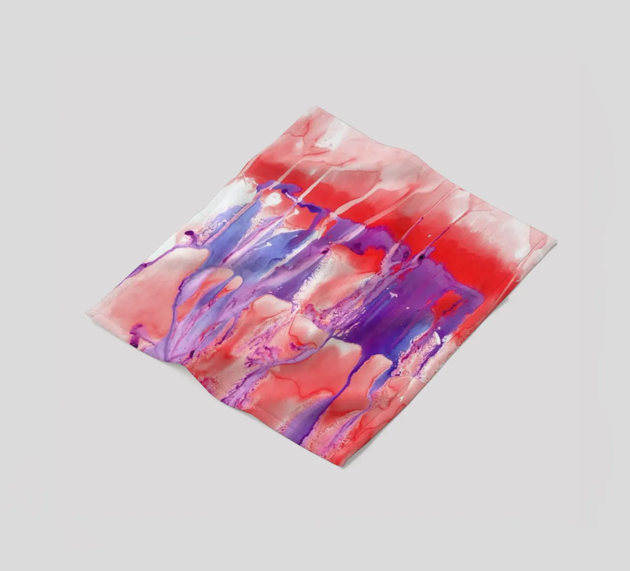Colossal Dynamite coperta in pile da Amy Sia