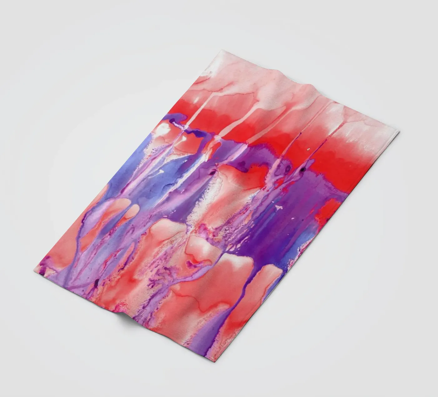 Colossal Dynamite coperta in pile da Amy Sia