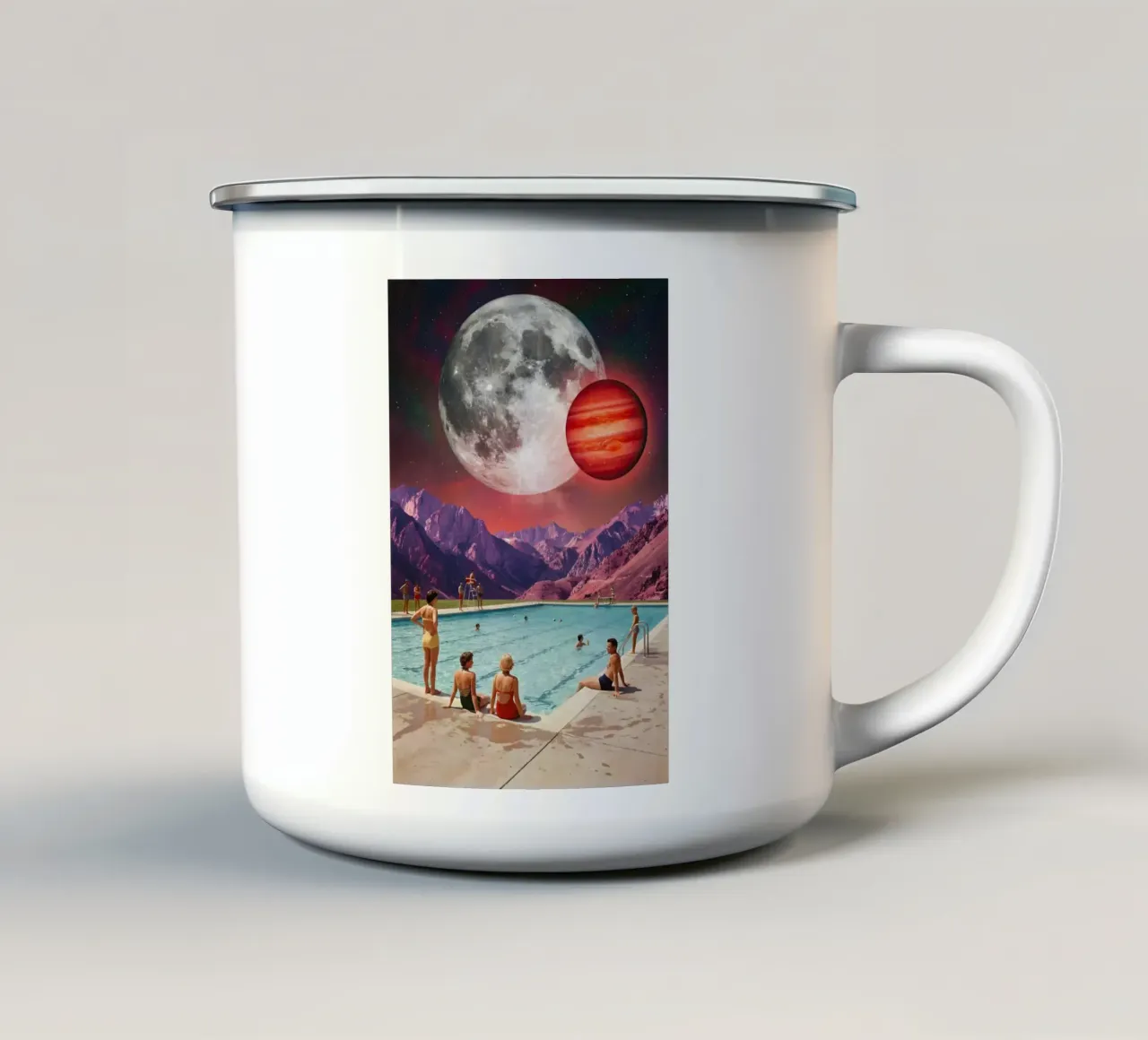 Cosmic Poolside - Vacanza retrò e surreale sotto due lune tazza in smalto da Cosmic Daydream Studio