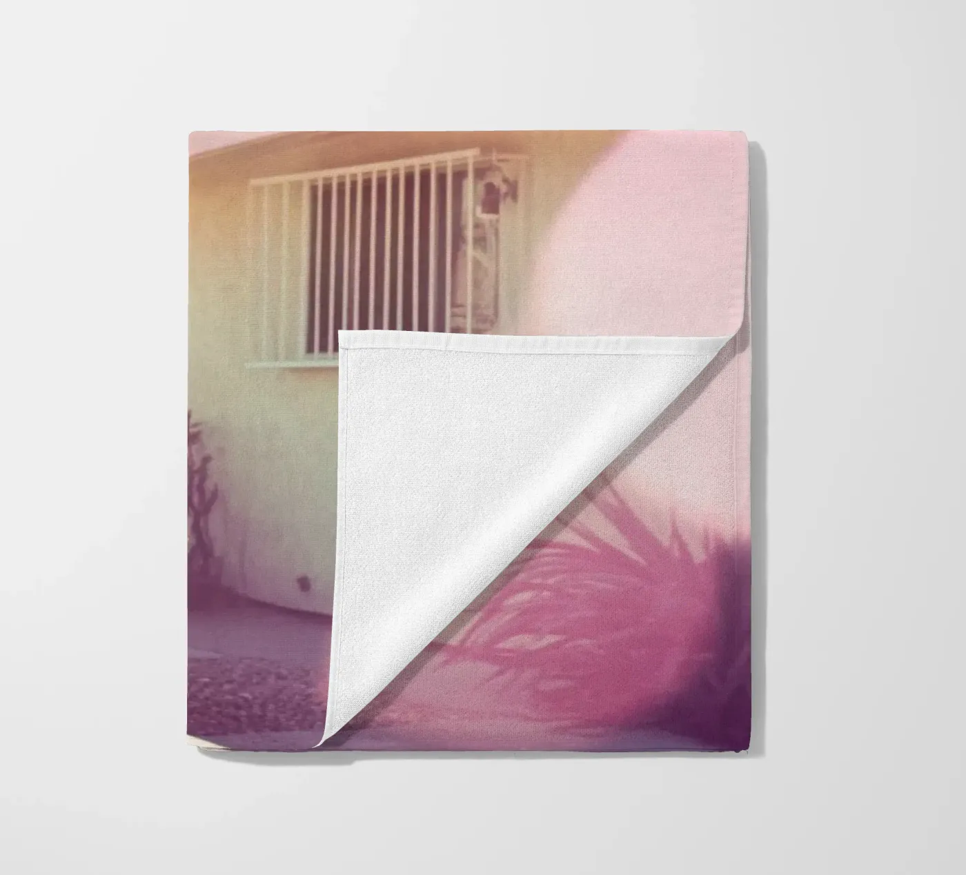 7 Strandtuch von Pink California | Affiches & Posters