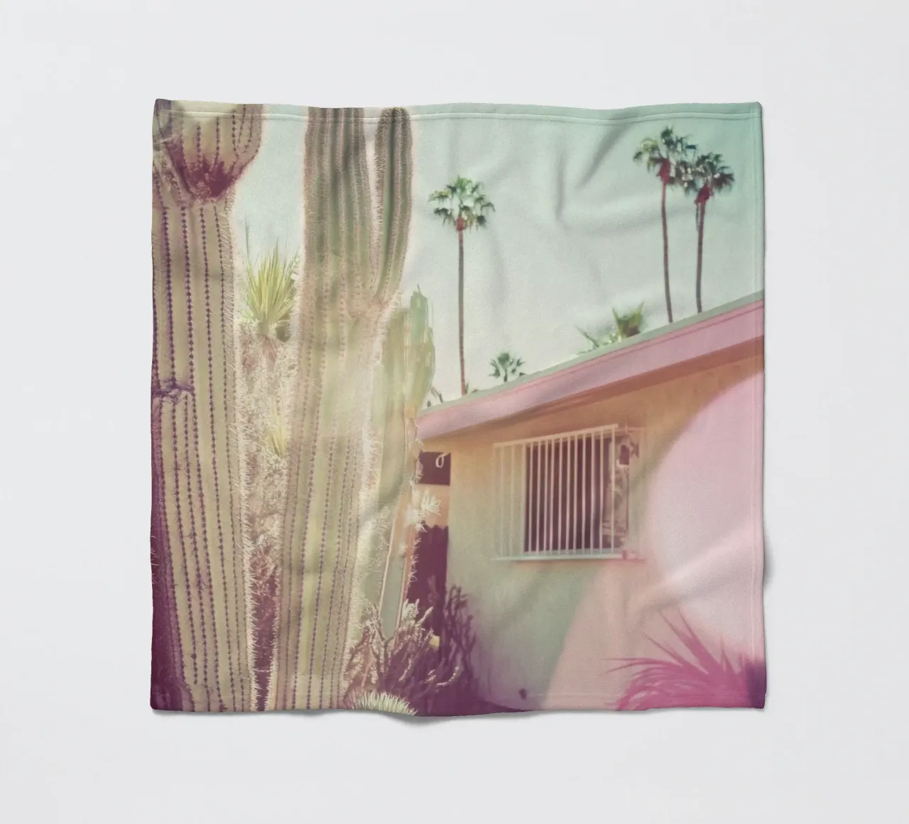 7 Fleecedecke von Pink California | Affiches & Posters