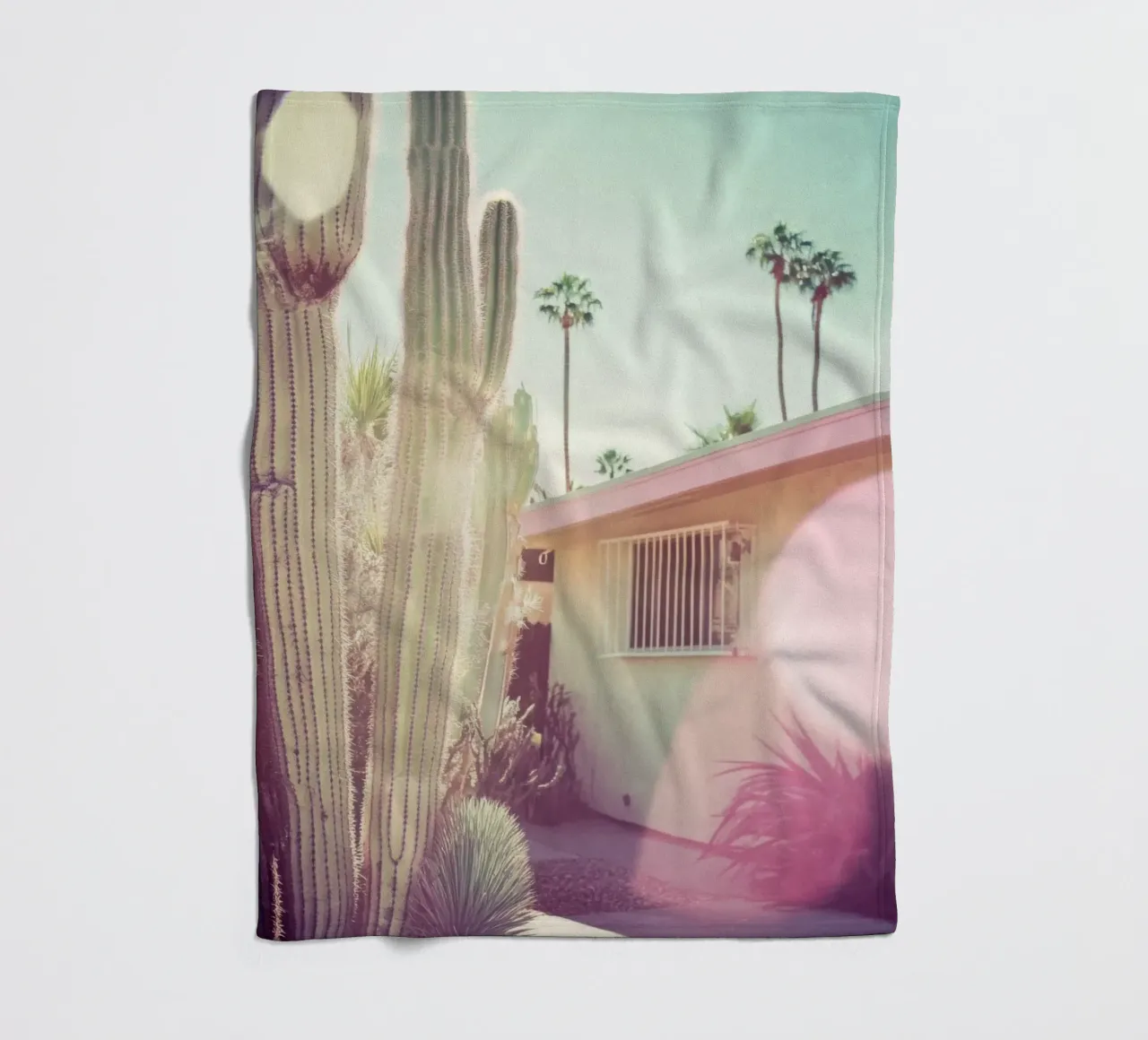 7 Fleecedecke von Pink California | Affiches & Posters
