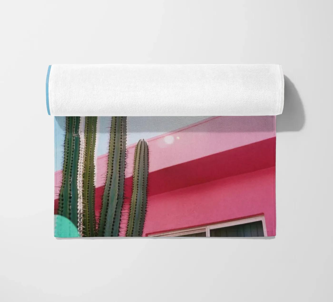 9 Strandtuch von Pink California | Affiches & Posters