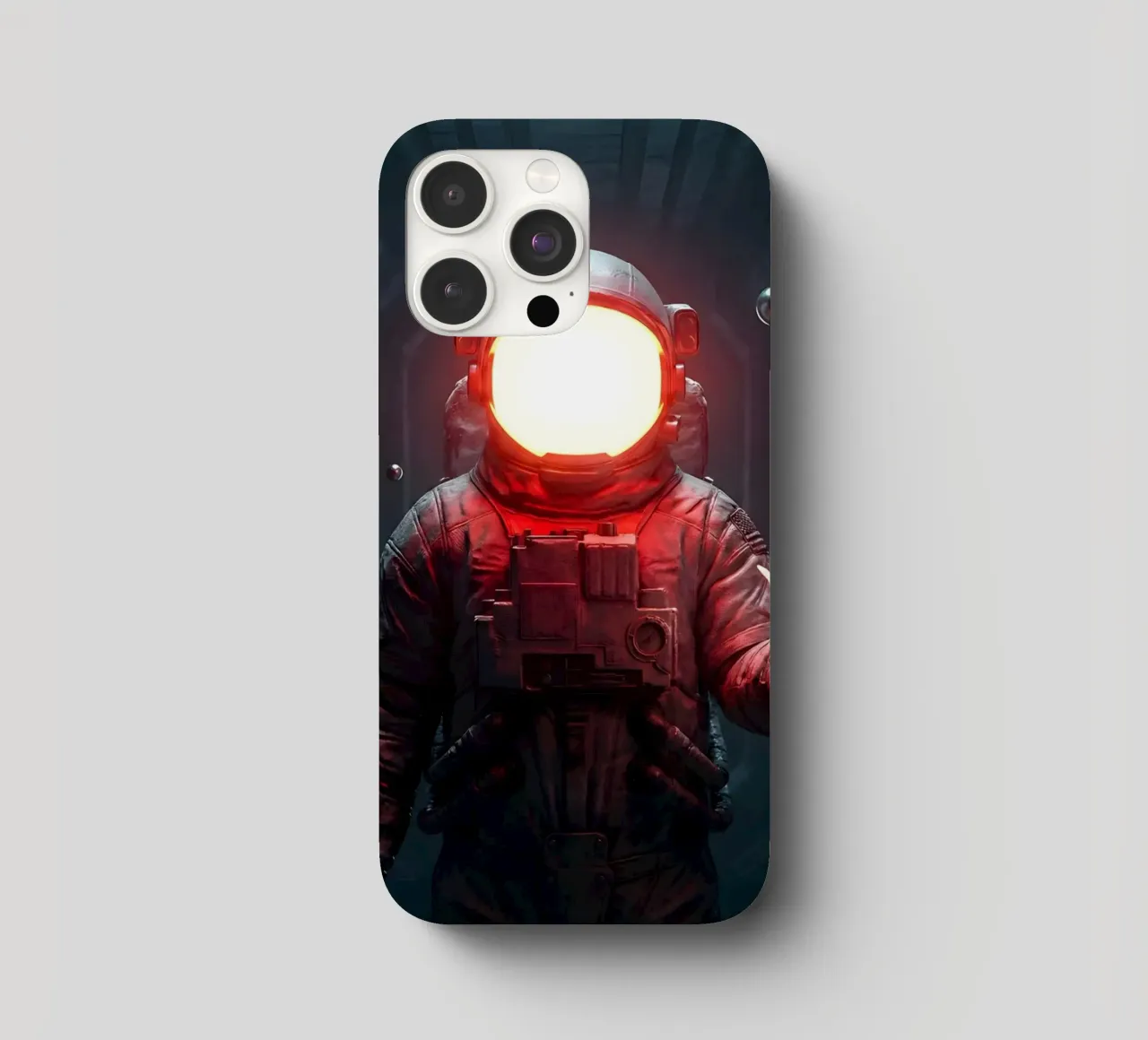 Astronauta di luce con in mano una farfalla in un futuro oscuro cover iphone da Cosmic Reverie Creations