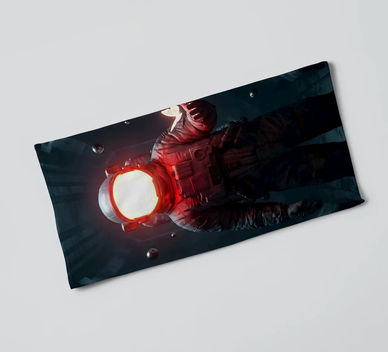 Astronauta di luce con in mano una farfalla in un futuro oscuro asciugamano da bagno da Cosmic Reverie Creations