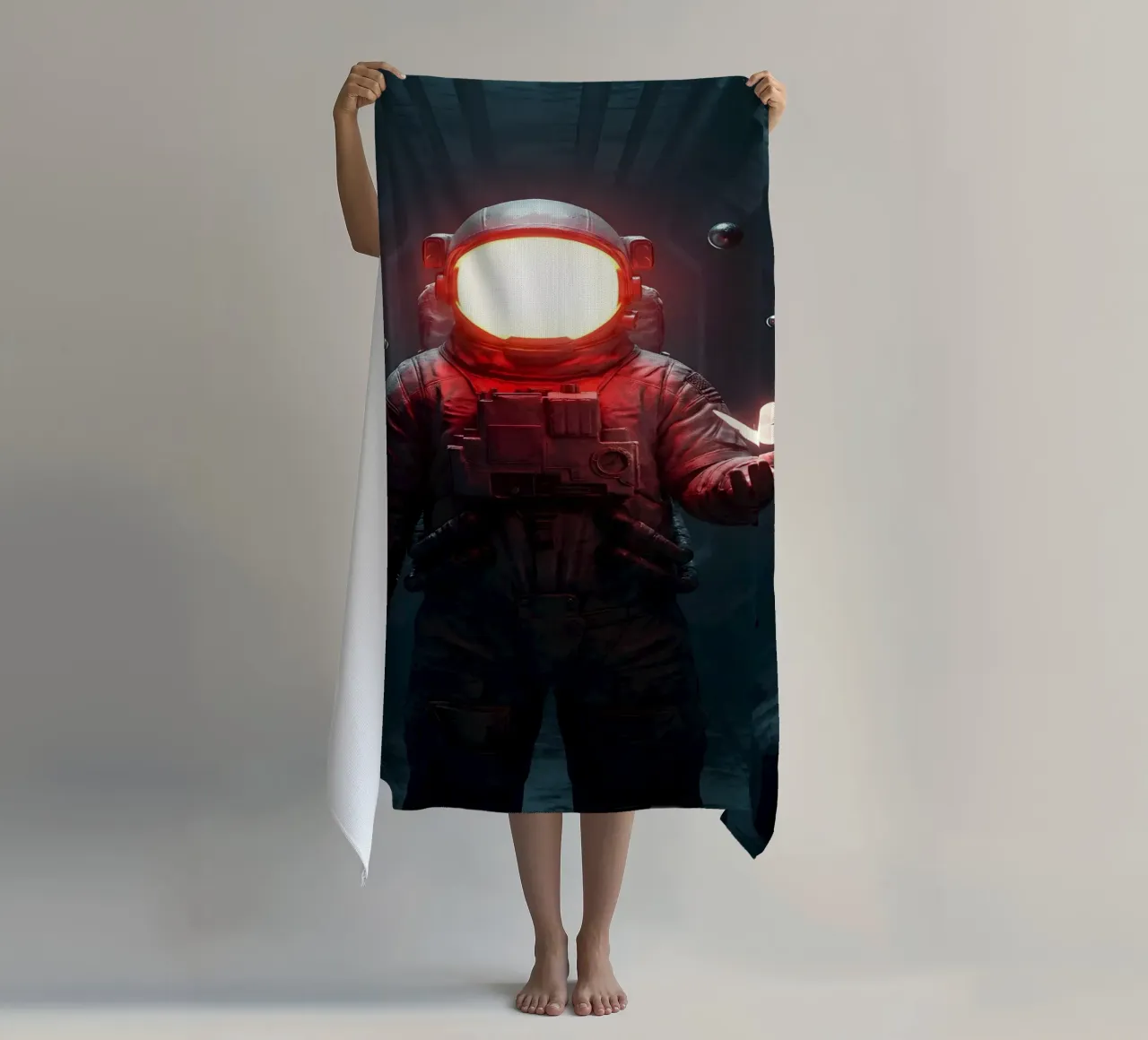 Astronauta di luce con in mano una farfalla in un futuro oscuro telo mare da Cosmic Reverie Creations