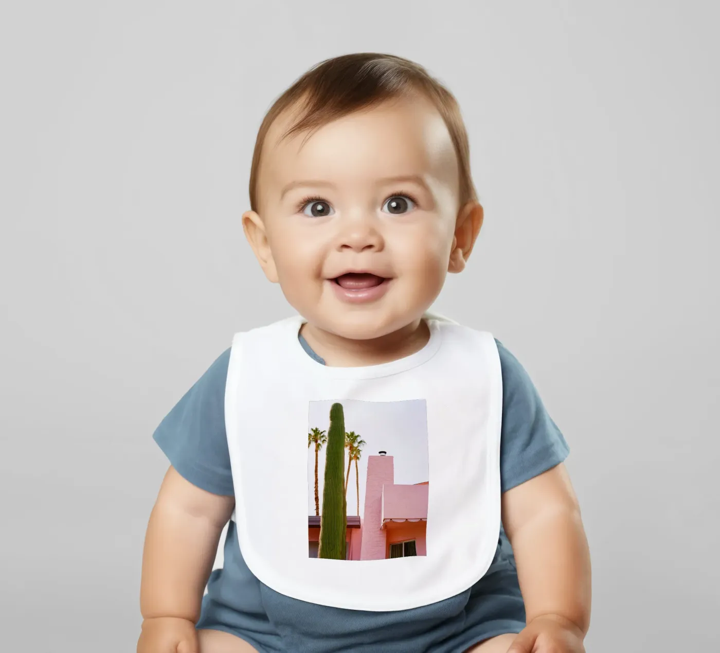 11 baby slabbetje van Pink California | Affiches & Posters