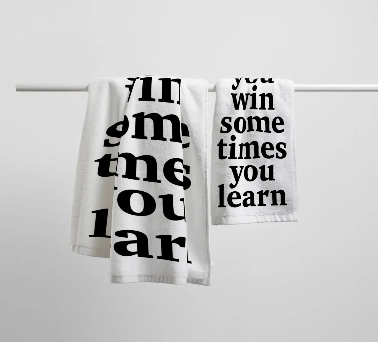 sometimes you win – sometimes you learn asciugamano da bagno da The True Type