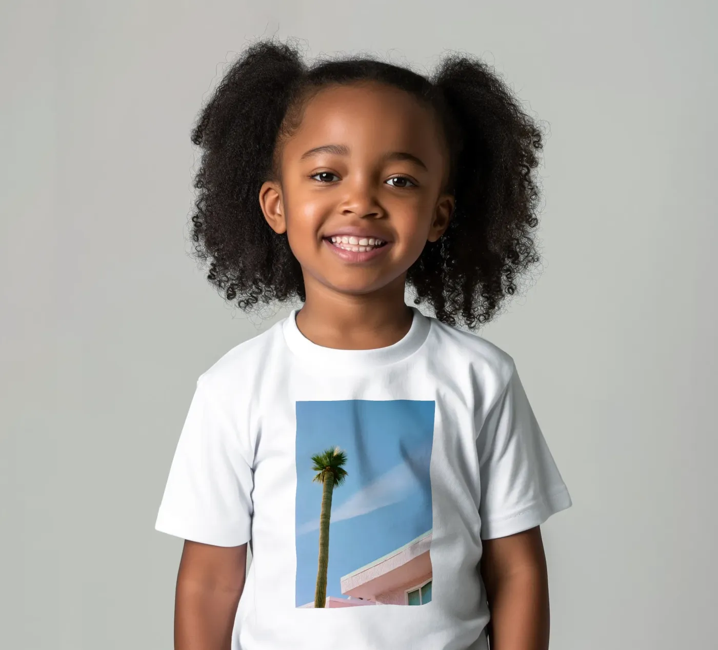 14 kinder t-shirt van Pink California | Affiches & Posters