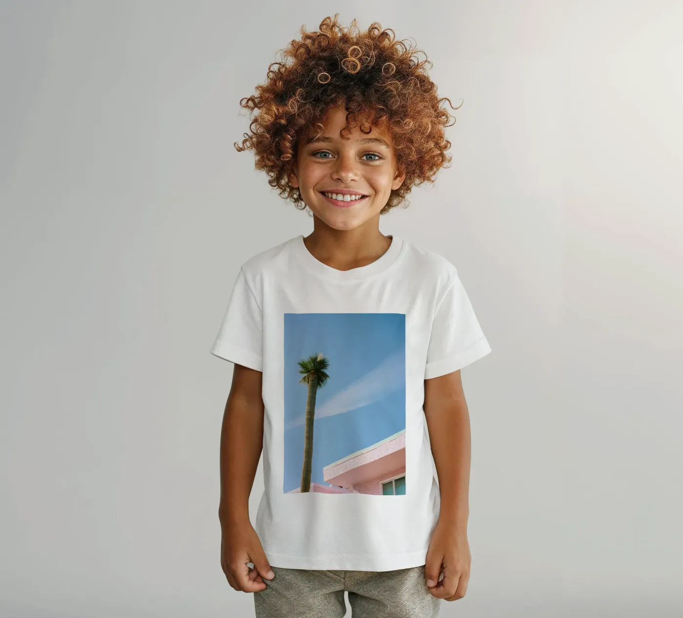 14 kinder t-shirt van Pink California | Affiches & Posters