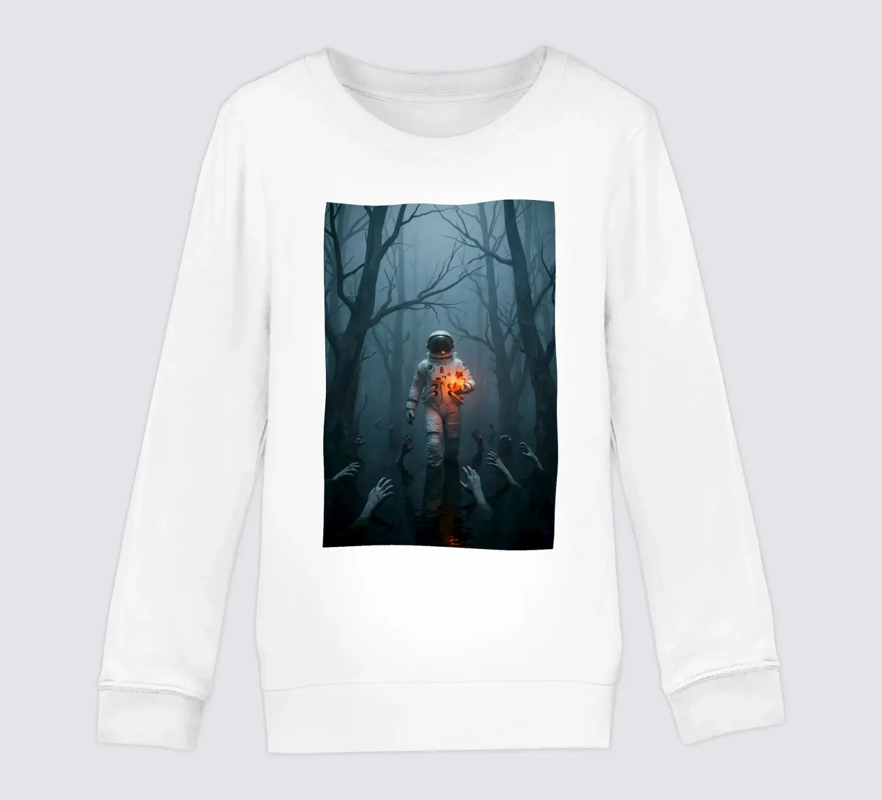 Astronauta in una foresta infestata con in mano un cuore luminoso felpa bambino da Cosmic Reverie Creations