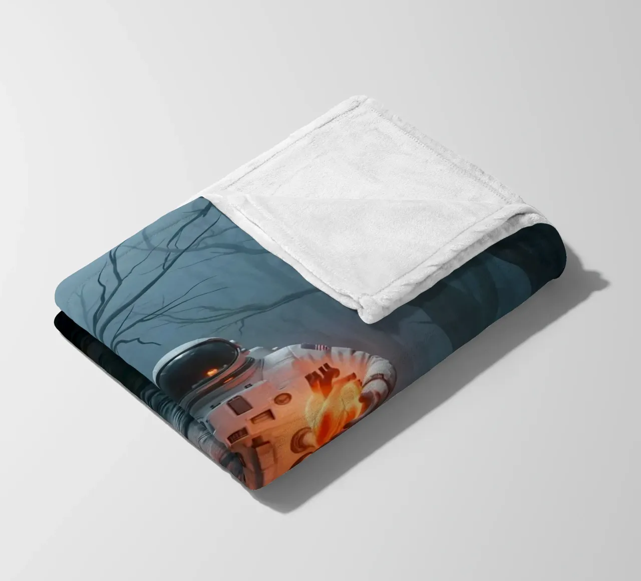 Astronauta in una foresta infestata con in mano un cuore luminoso coperta in pile da Cosmic Reverie Creations