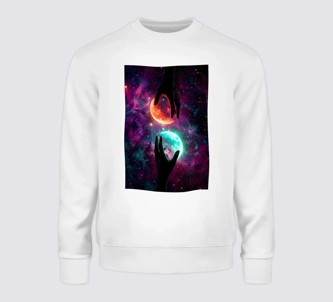 Handen die tweelingmanen vasthouden in kleurrijke kosmische ruimte sweatshirt van Cosmic Reverie Creations