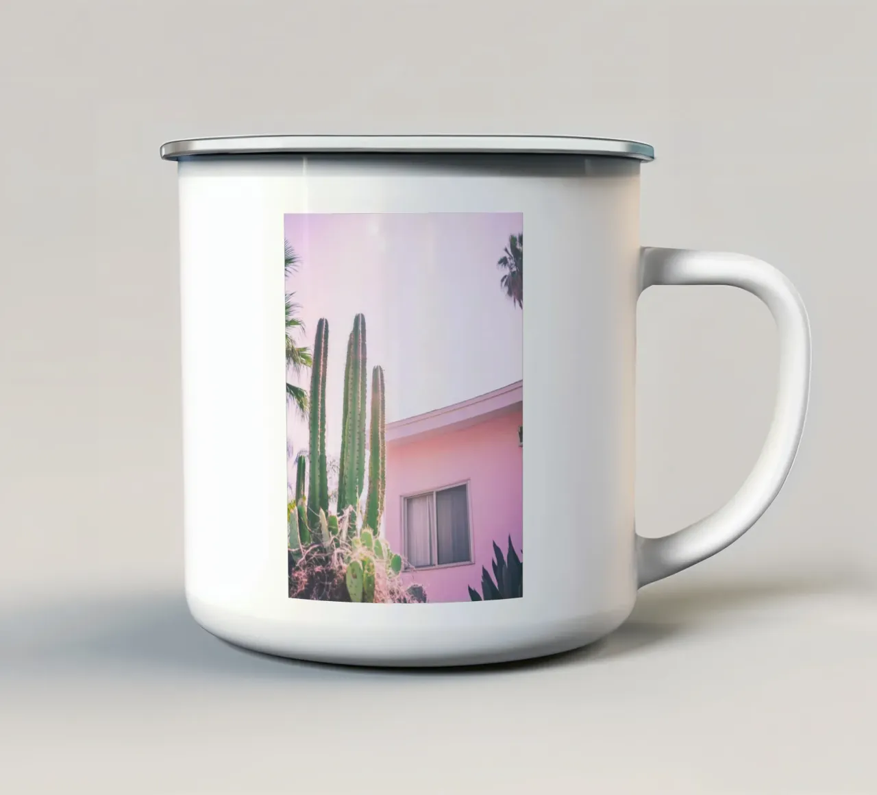 25 tazza in smalto da Pink California | Affiches & Posters
