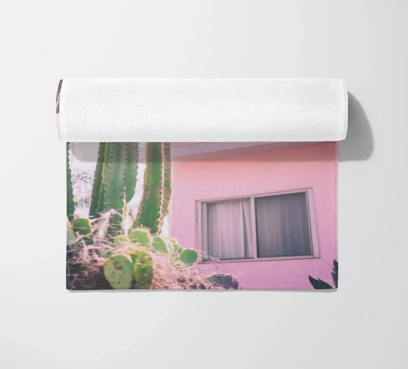 25 beach towel by Pink California | Affiches & Posters