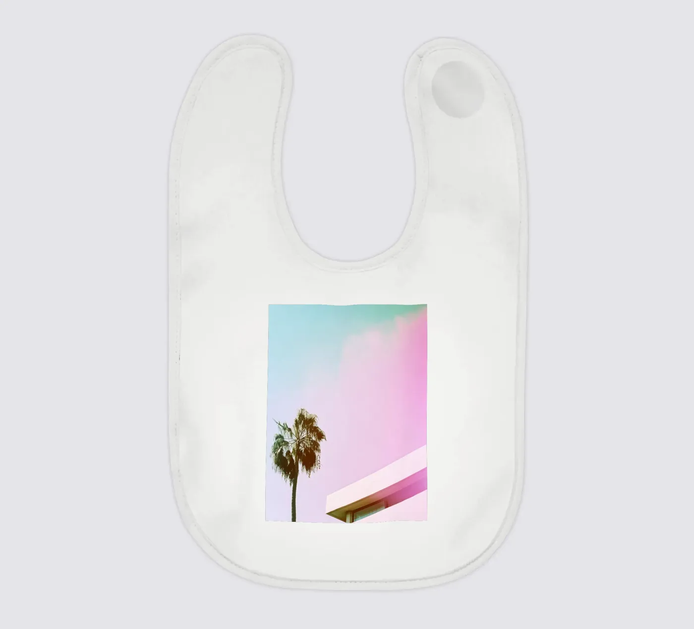 31 baby slabbetje van Pink California | Affiches & Posters