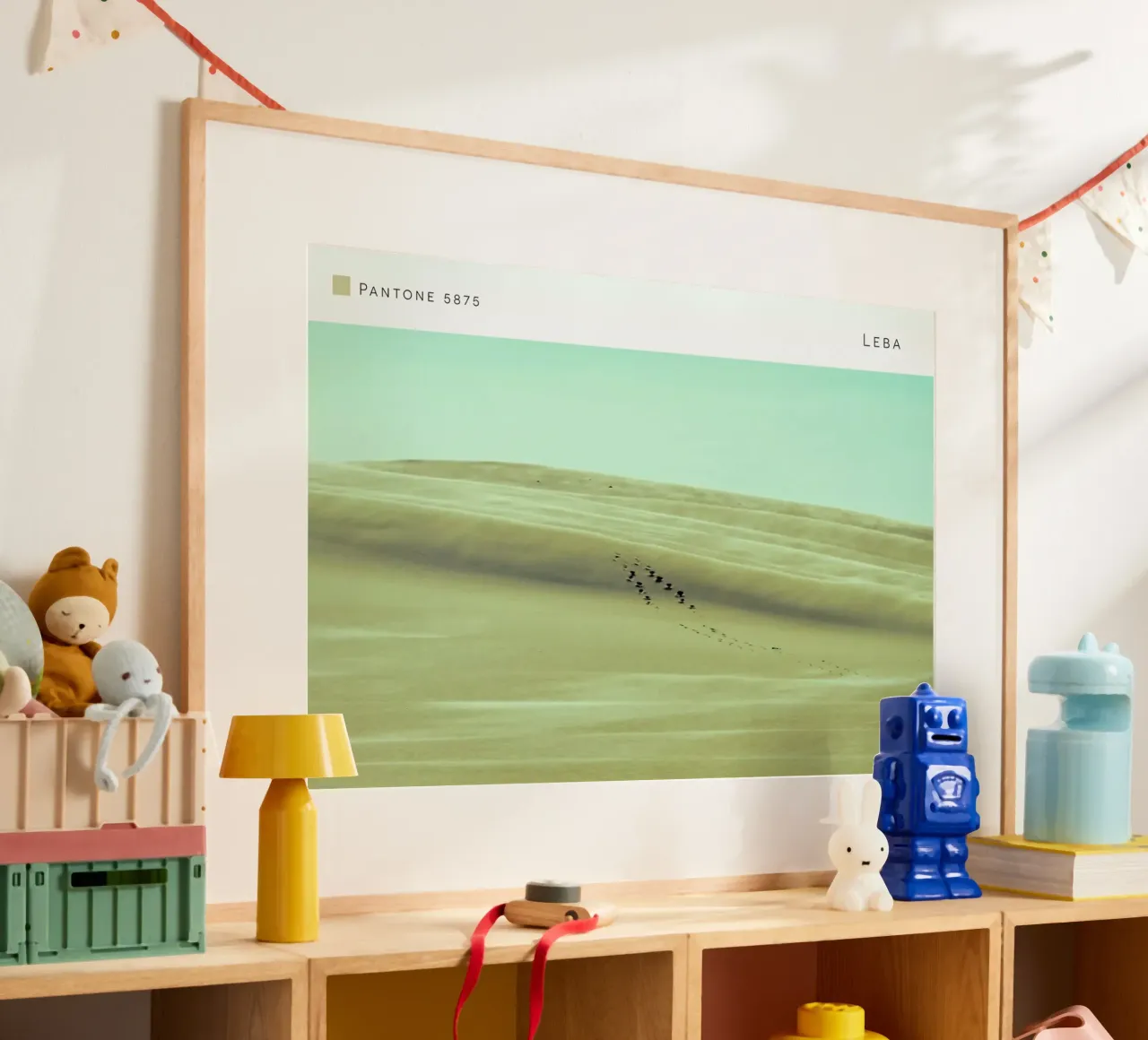 Leba Pantone 5875 poster con telaio in alluminio da In Full Color