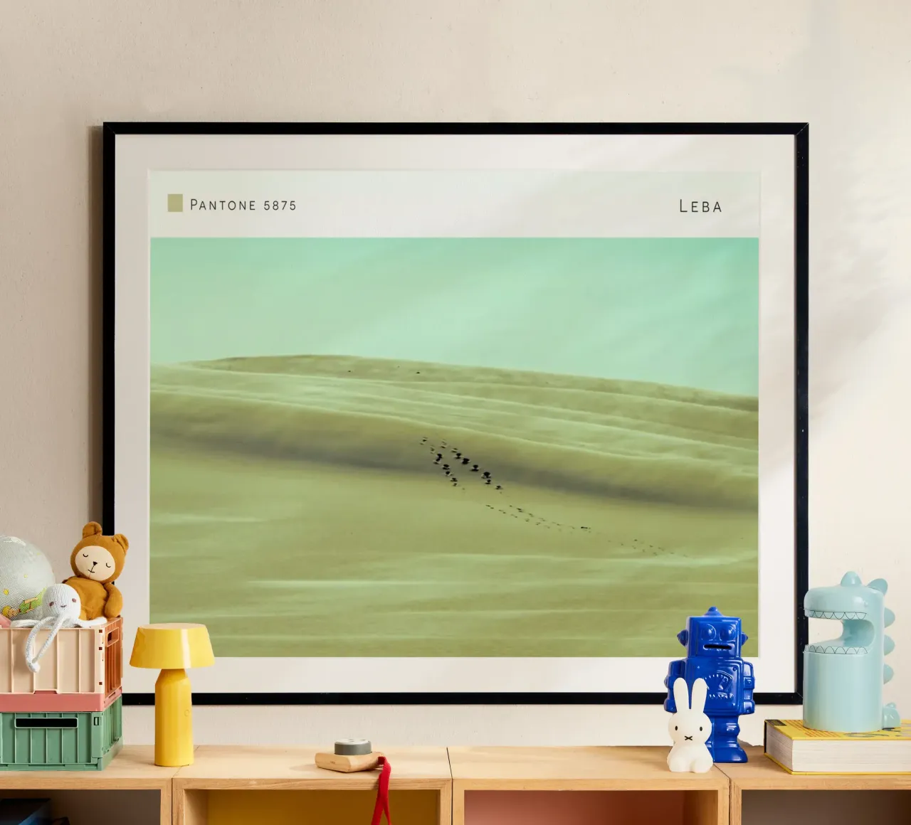 Leba Pantone 5875 poster con telaio in alluminio da In Full Color