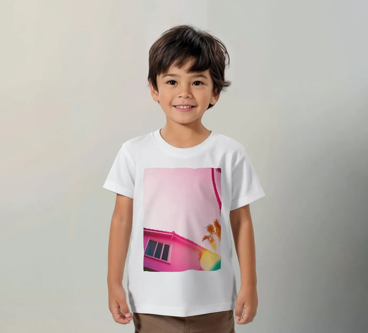 32 kinder t-shirt van Pink California | Affiches & Posters
