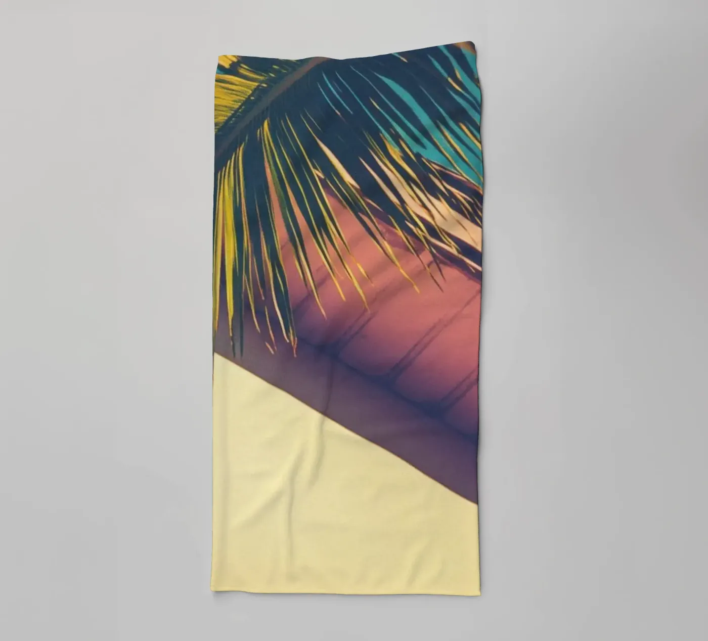 33 Handtuch von Pink California | Affiches & Posters