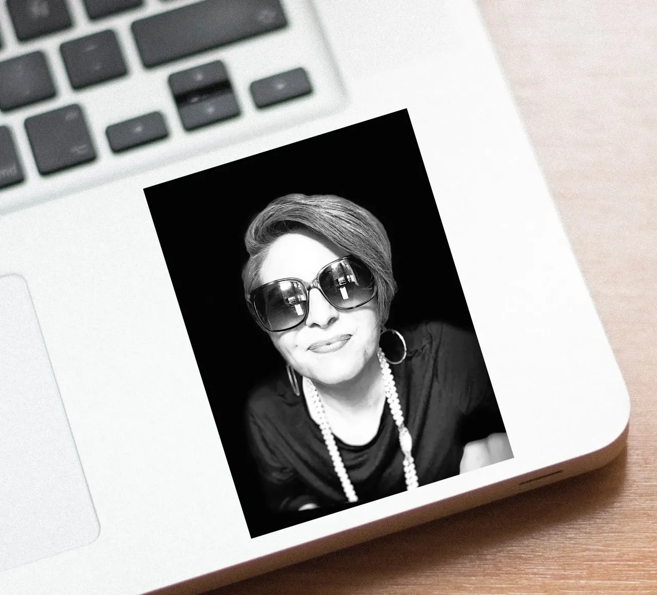 Ongefilterd sticker van JUNIQERIN photography by Dorothea Baur