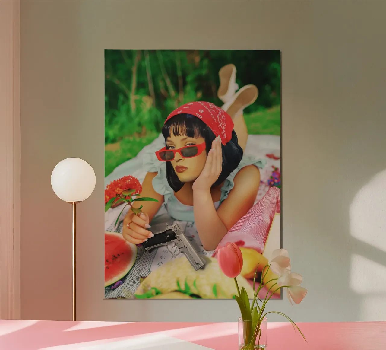 Mia on park poster con telaio in legno da Dikhotomy
