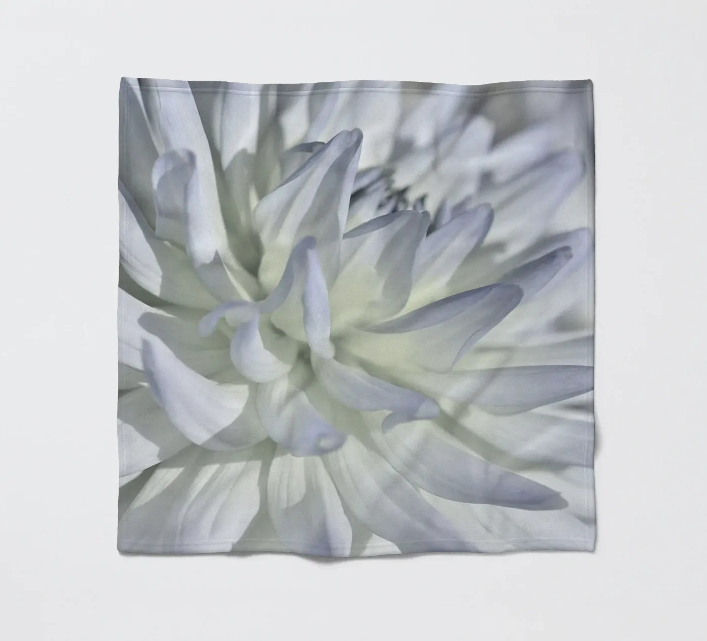 Dahlie Fleecedecke von Atteloi
