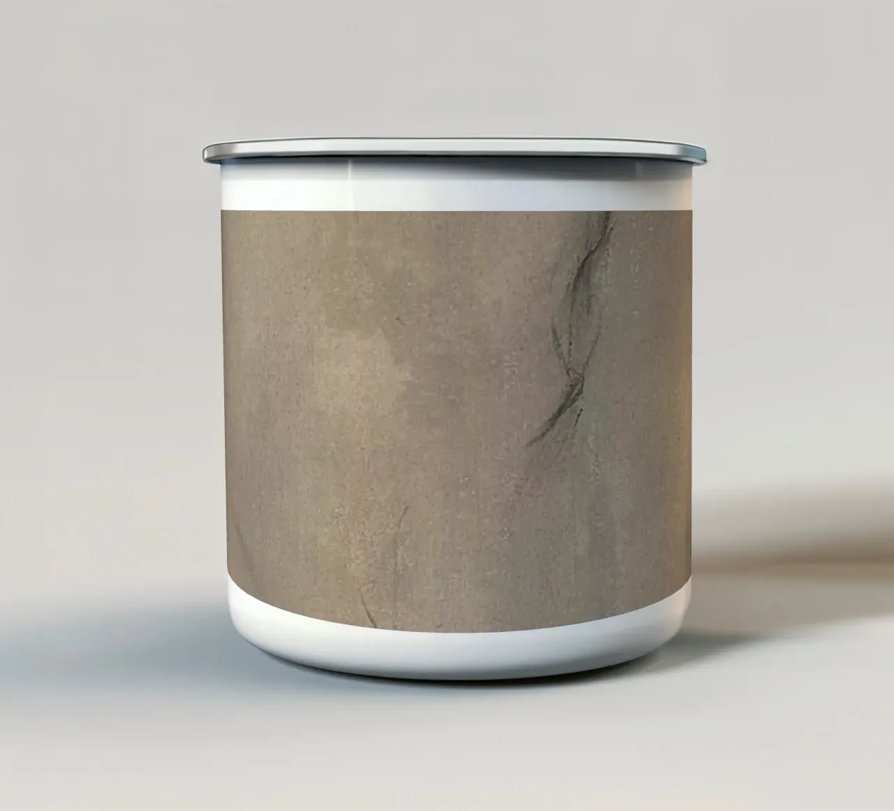Sottotitoli Due tazza in smalto da Studio B