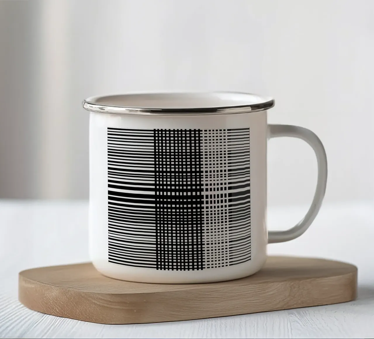 Strisce bianche e nere | Op-Art tazza in smalto da Autofocus