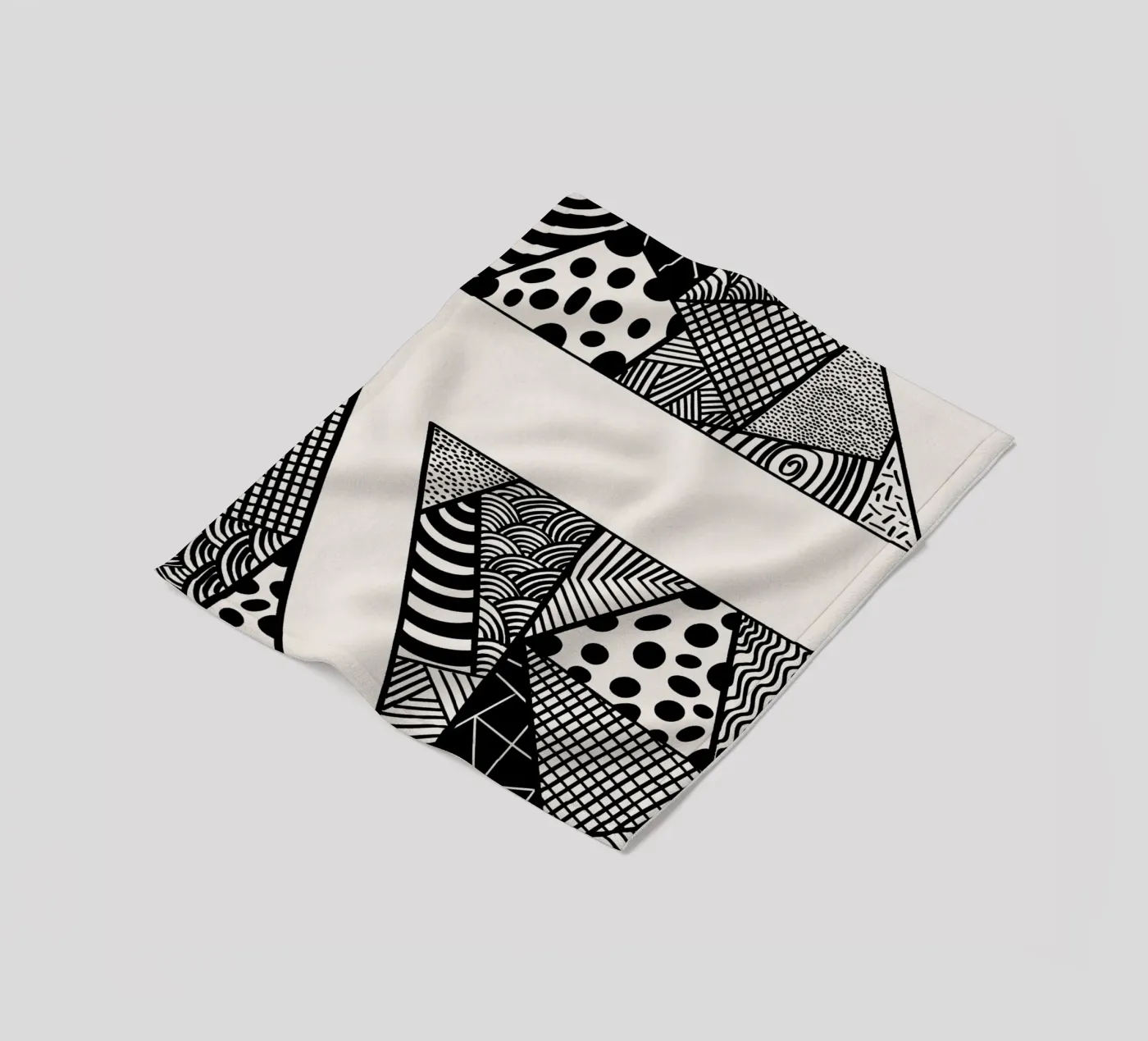 Assembled Patterns Fleecedecke von Marosie