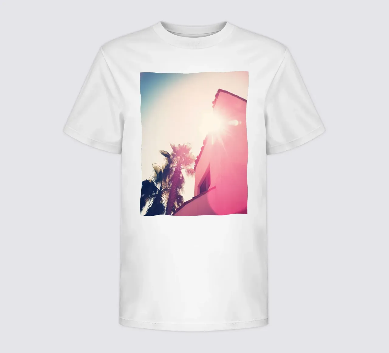 37 t-shirt bambini da Pink California | Affiches & Posters