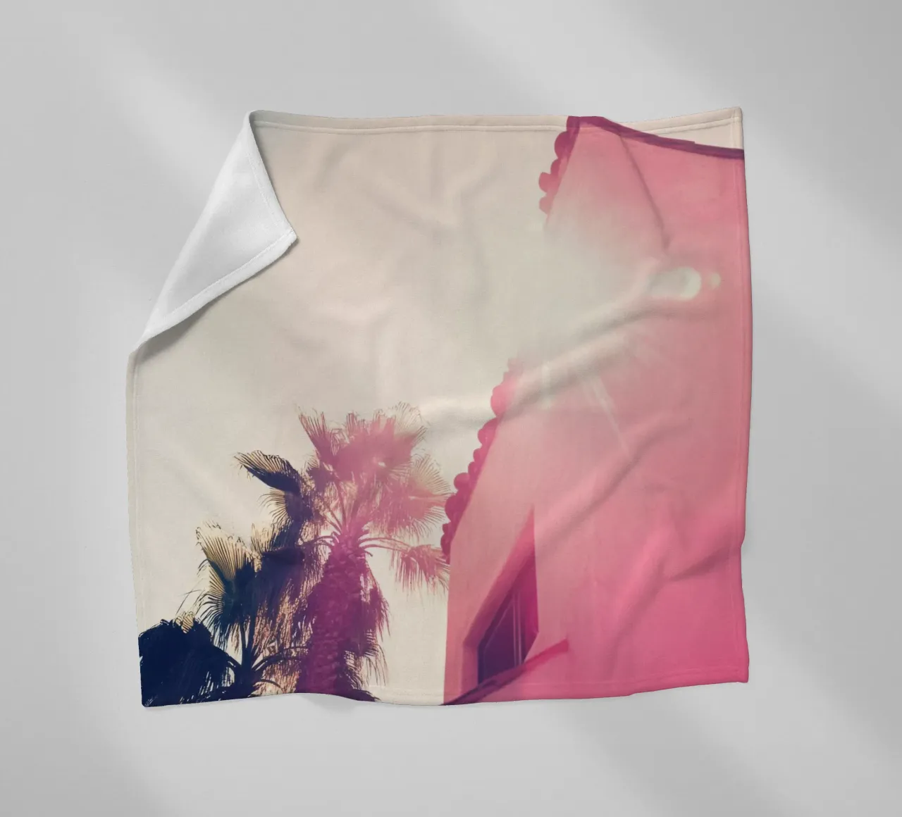 37 Fleecedecke von Pink California | Affiches & Posters