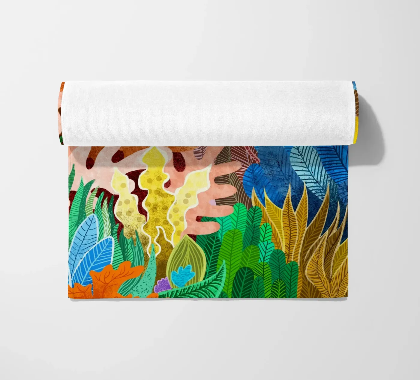 Foresta notturna telo mare da 83oranges.com