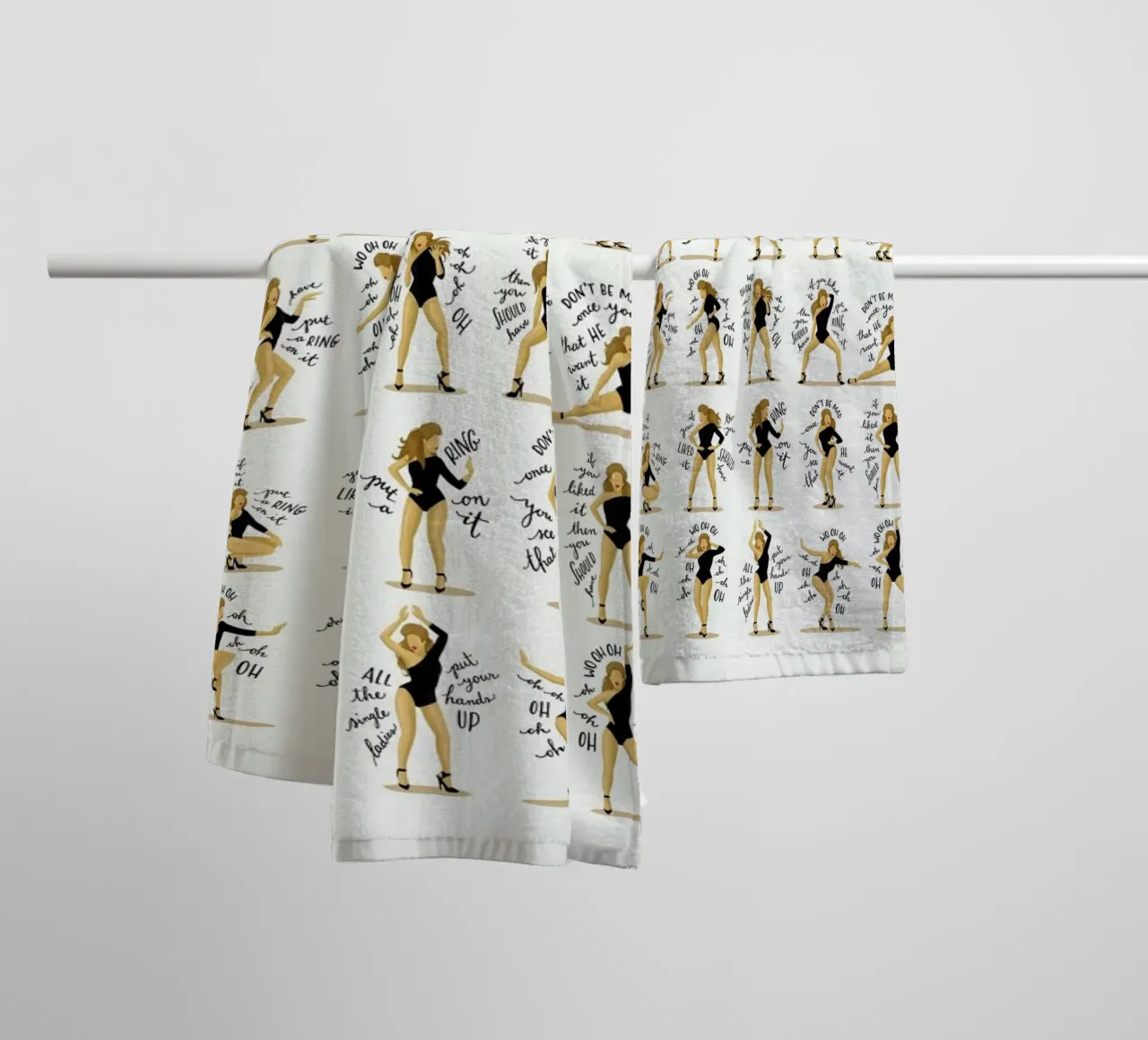 Single Ladies - Draw Me A Song Project Handtuch von Nour Tohme