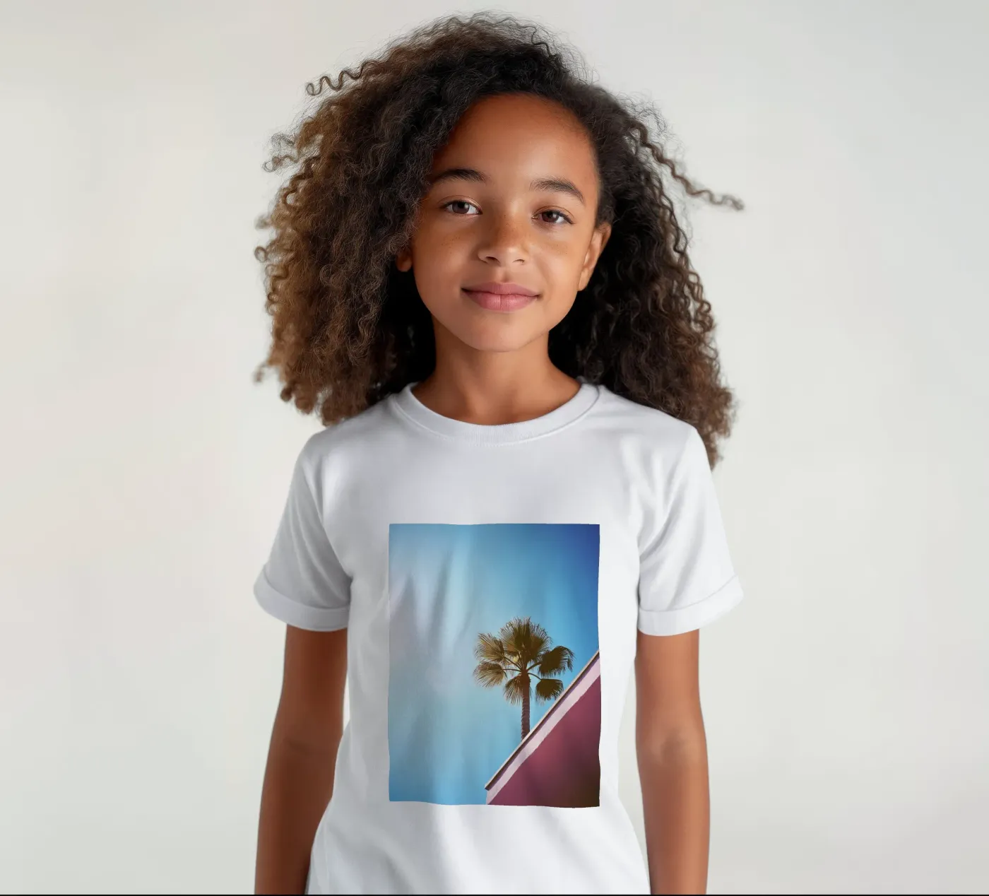 42 t-shirt bambini da Pink California | Affiches & Posters