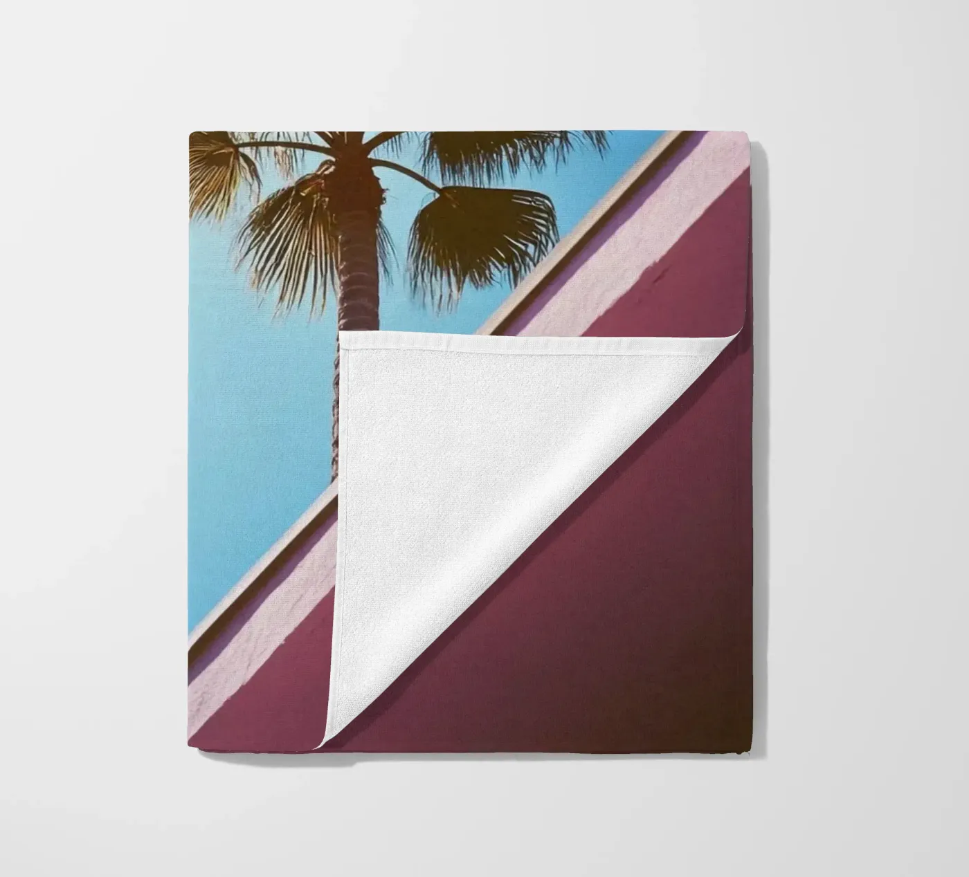 42 strandhanddoek van Pink California | Affiches & Posters