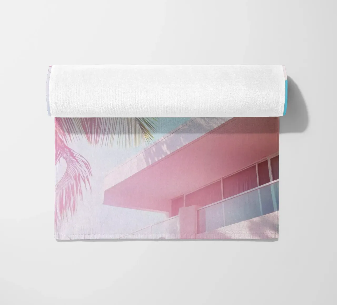 43 telo mare da Pink California | Affiches & Posters