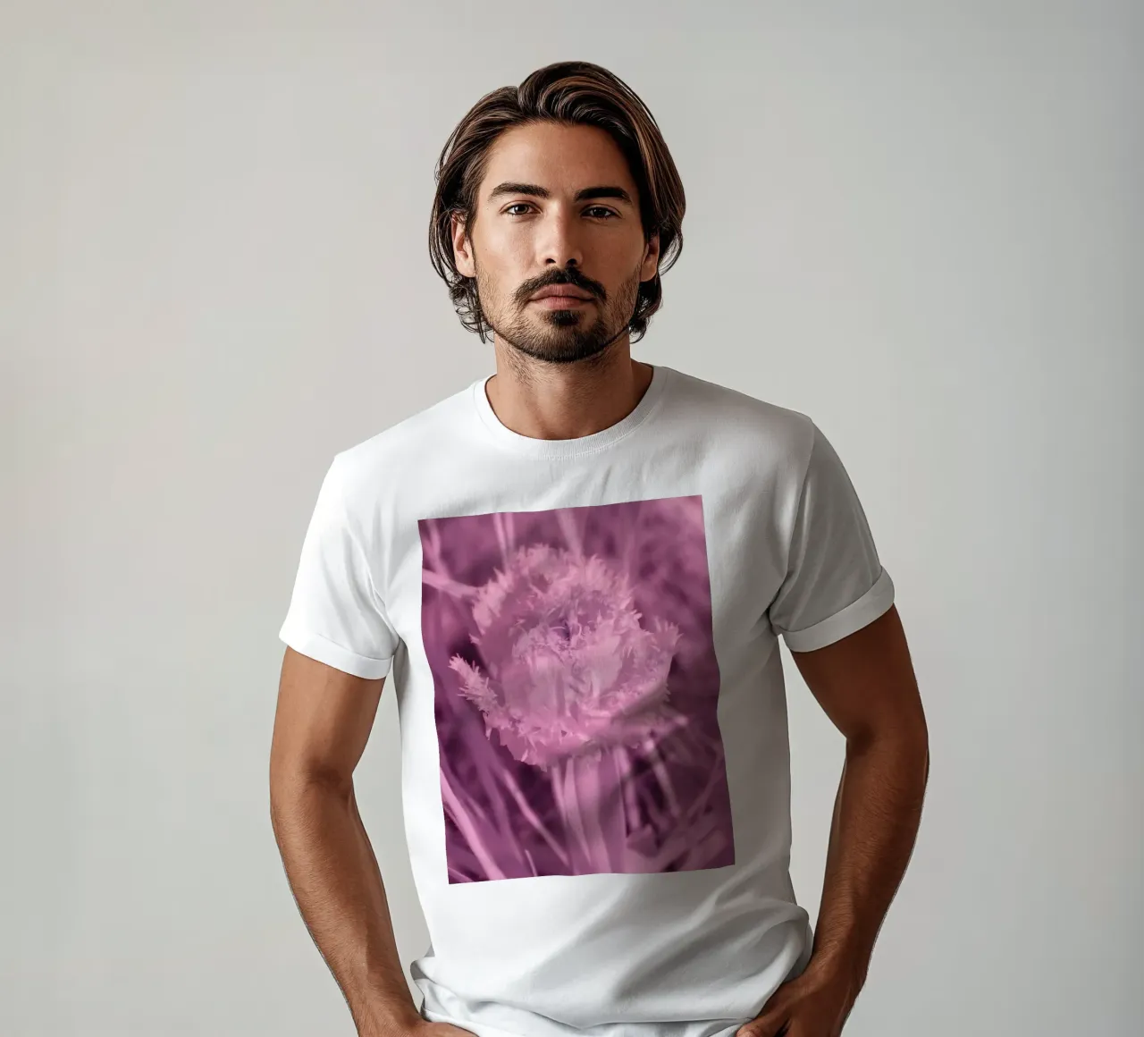 Tulipano in luce infrarossa t-shirt da Alexandra Joseph Fotomomente