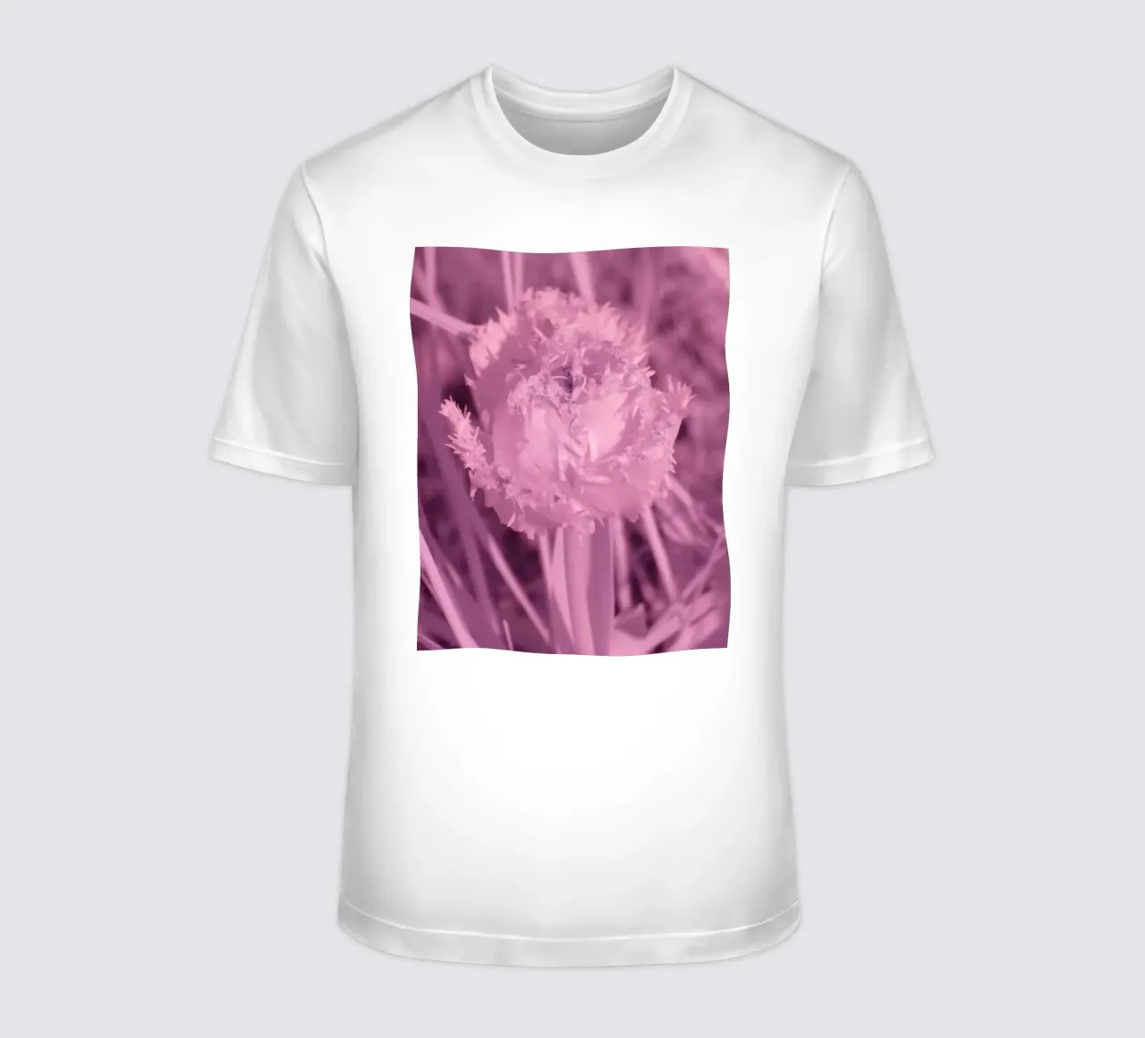 Tulipano in luce infrarossa t-shirt da Alexandra Joseph Fotomomente