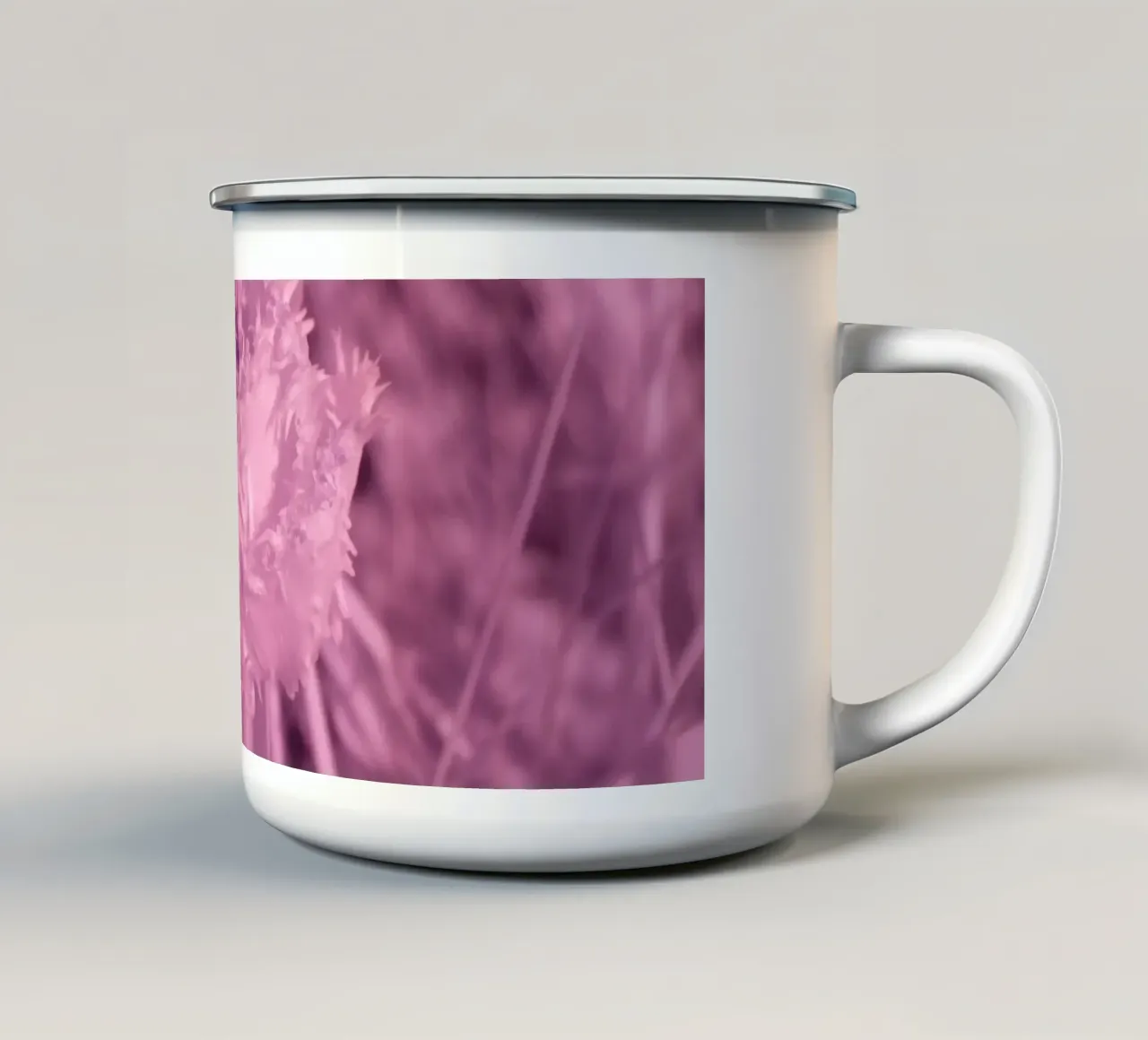 Tulp in infrarood licht emaille mok van Alexandra Joseph Fotomomente