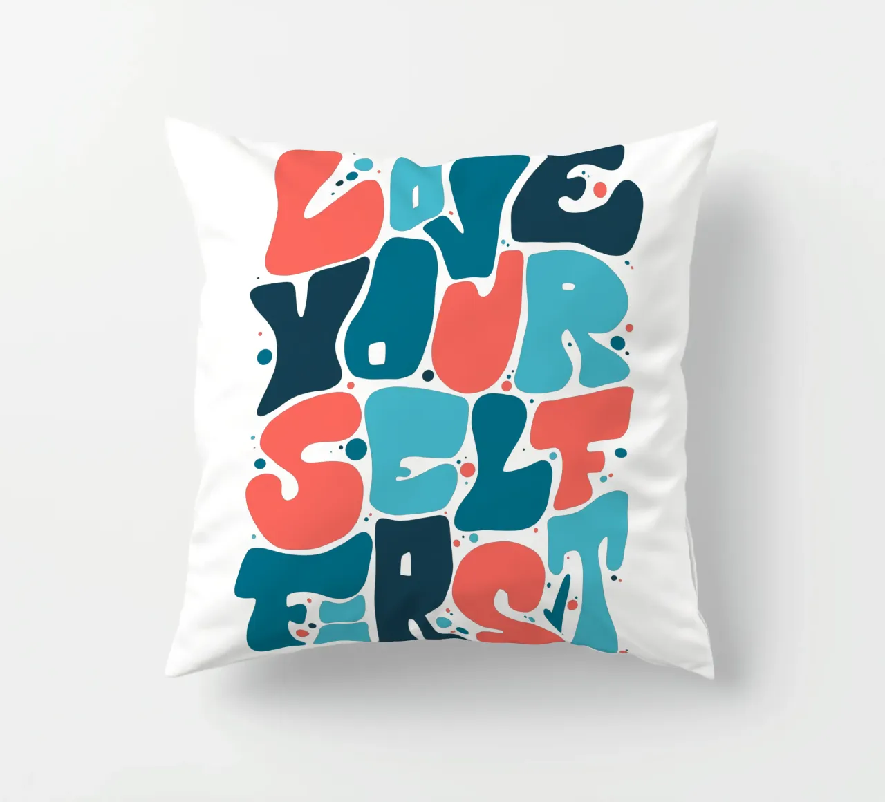 Love Yourself First cuscino da LIMITED EDITION LETTERS