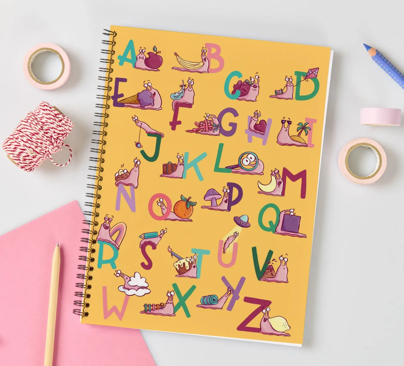 Alphabet ABC de l'escargot carnet à spirale de Sandy Thissen