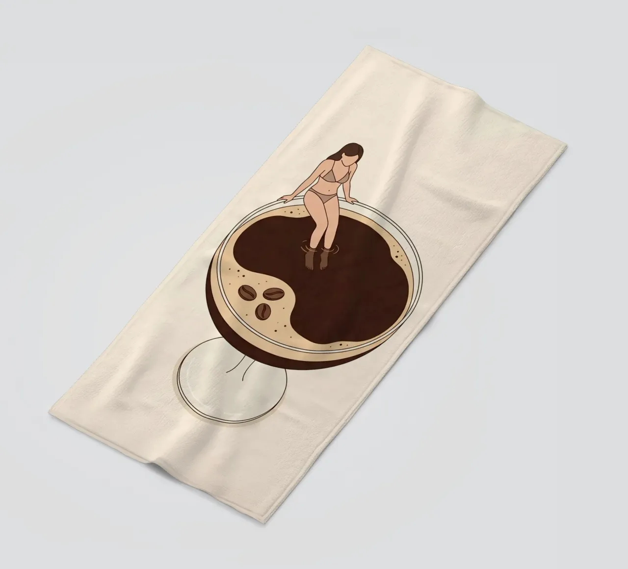 Donna in miniatura in un Martini Espresso telo mare da Soleil Basque