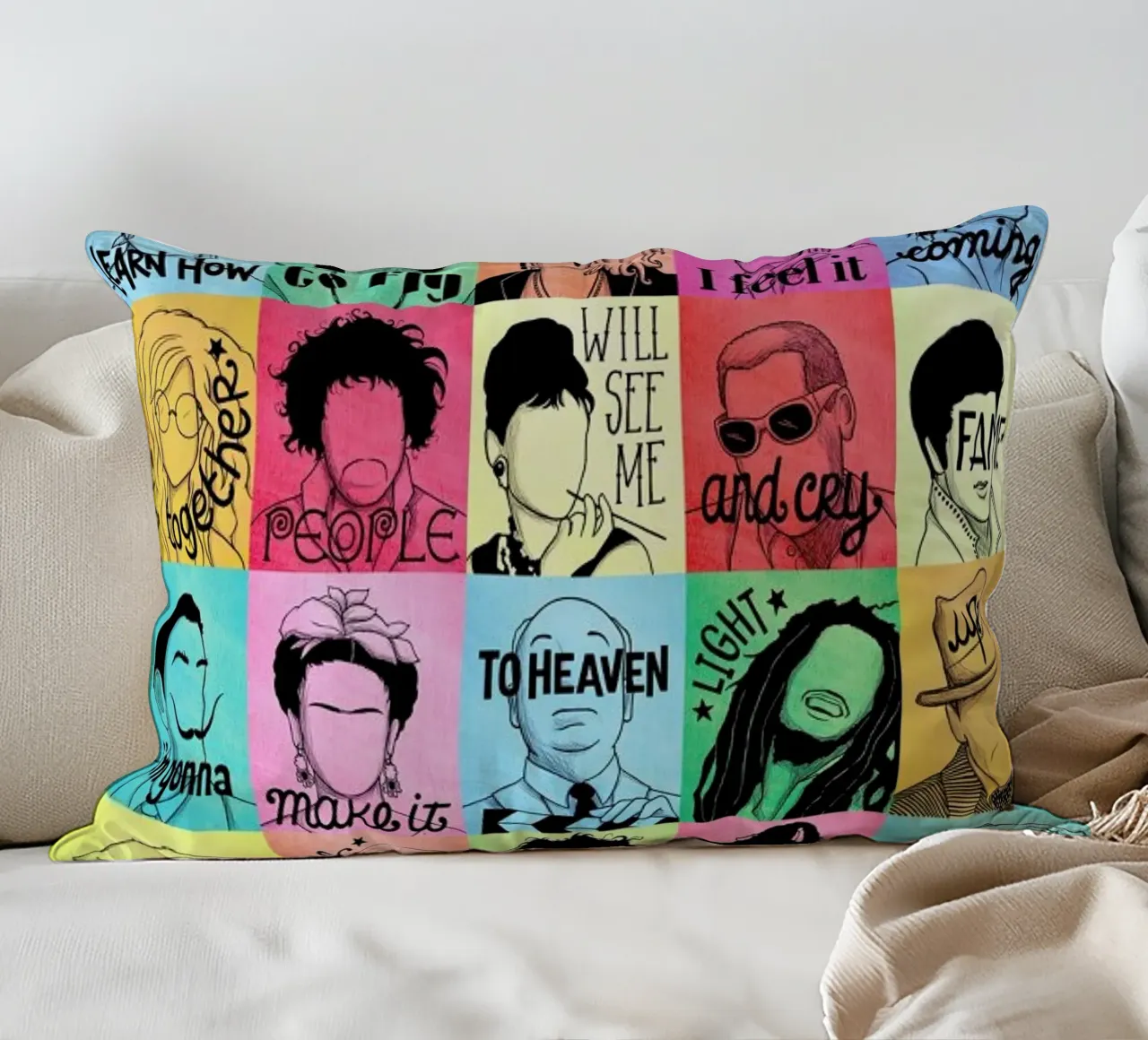 Fame - Draw Me A Song Project cuscino da Nour Tohme