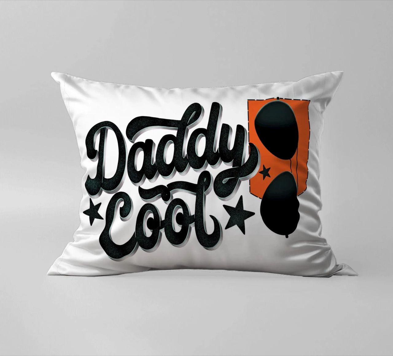 Papa Cool. Papa est le meilleur et le plus cool. coussin de CalliLetters