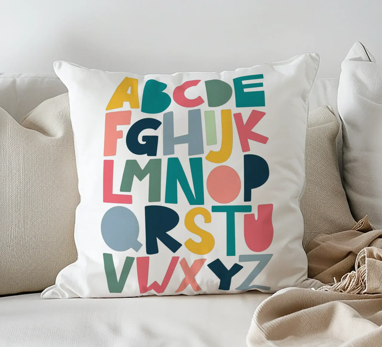 ABC Alphabet cuscino da LIMITED EDITION LETTERS