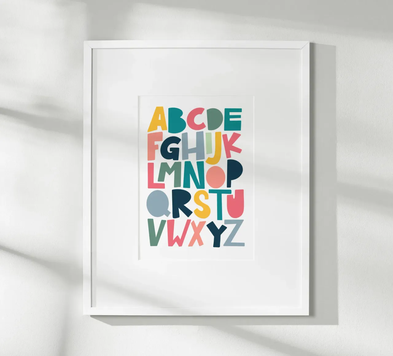ABC Alphabet poster con telaio in legno da LIMITED EDITION LETTERS